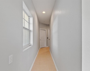 3923 Cape Haze Drive - Photo Thumbnail 48
