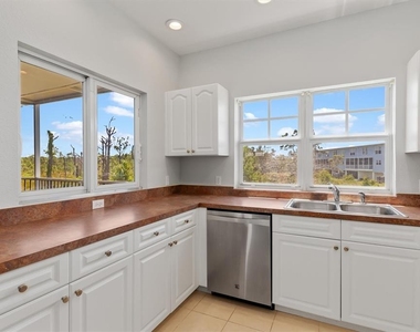 3923 Cape Haze Drive - Photo Thumbnail 26