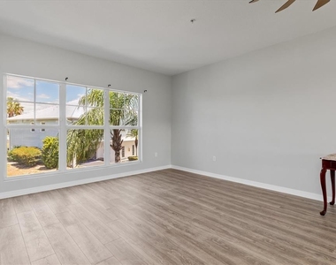 3923 Cape Haze Drive - Photo Thumbnail 39