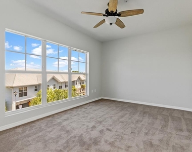 3923 Cape Haze Drive - Photo Thumbnail 18