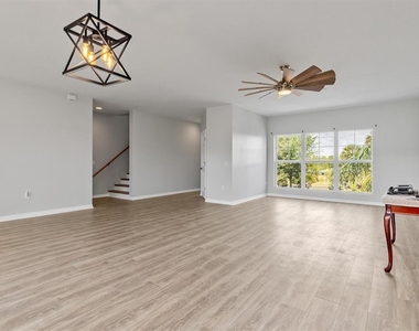 3923 Cape Haze Drive - Photo Thumbnail 37