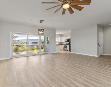 3923 Cape Haze Drive - Photo Thumbnail 31