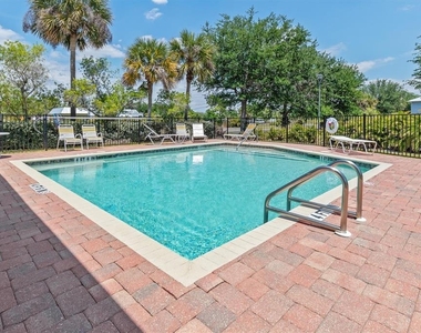 3923 Cape Haze Drive - Photo Thumbnail 6