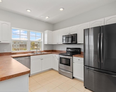 3923 Cape Haze Drive - Photo Thumbnail 35