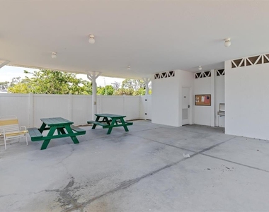 3923 Cape Haze Drive - Photo Thumbnail 4