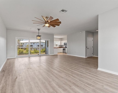 3923 Cape Haze Drive - Photo Thumbnail 33