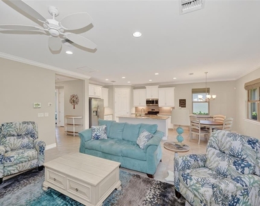 156 Ventosa Place - Photo Thumbnail 10