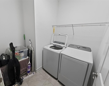 156 Ventosa Place - Photo Thumbnail 29