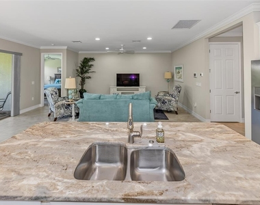 156 Ventosa Place - Photo Thumbnail 9