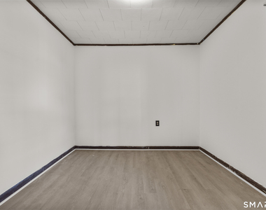 48 Anderson Street - Photo Thumbnail 3
