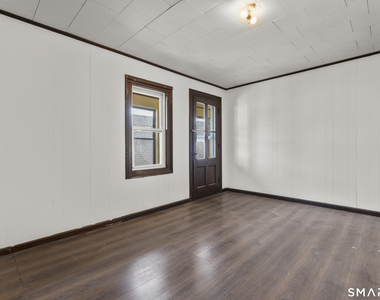 48 Anderson Street - Photo Thumbnail 6