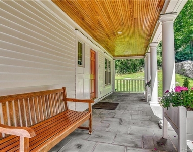 10 Fernwood Road - Photo Thumbnail 15