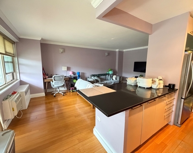 200 Cozine Avenue - Photo Thumbnail 1