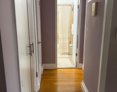 200 Cozine Avenue - Photo Thumbnail 8