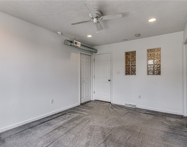 2128 Merriman Way - Photo Thumbnail 15