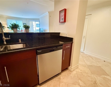 270 E Flamingo Road - Photo Thumbnail 11