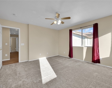 5989 Banbury Heights Way - Photo Thumbnail 13