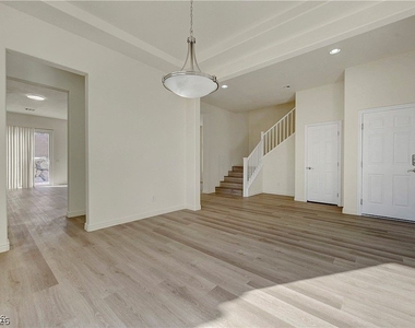 7931 Campers Village Avenue - Photo Thumbnail 11