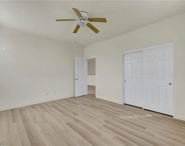 7931 Campers Village Avenue - Photo Thumbnail 43