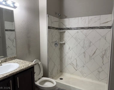 3318 N Decatur Boulevard - Photo Thumbnail 17