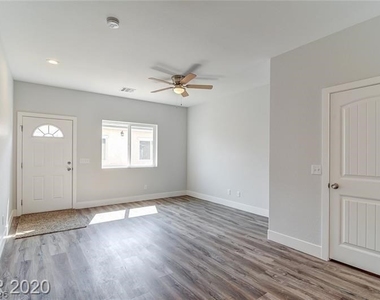 1420 Ogallala Street - Photo Thumbnail 2