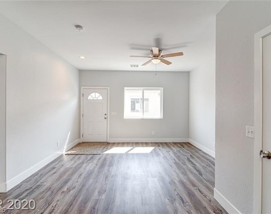 1420 Ogallala Street - Photo Thumbnail 4