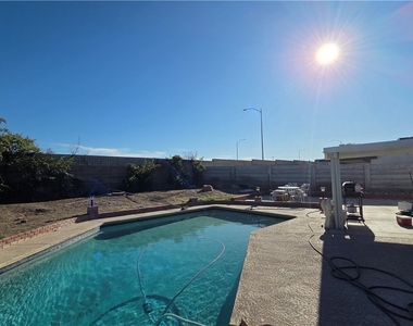 3913 Oakhill Avenue - Photo Thumbnail 22