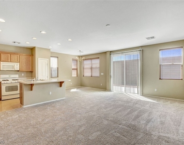 9033 Quintessa Cove Street - Photo Thumbnail 5