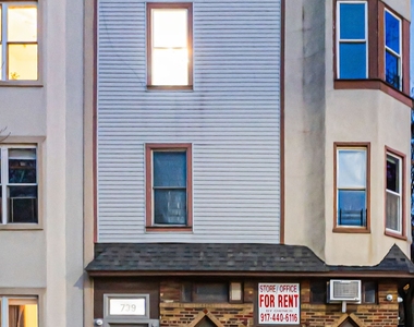 715 East 32nd Street - Photo Thumbnail 9