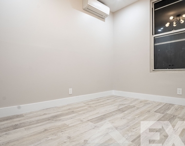 715 East 32nd Street - Photo Thumbnail 8