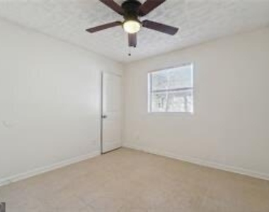 324 Brooks Avenue Sw - Photo Thumbnail 13