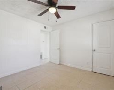 324 Brooks Avenue Sw - Photo Thumbnail 14