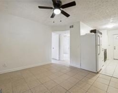 324 Brooks Avenue Sw - Photo Thumbnail 4