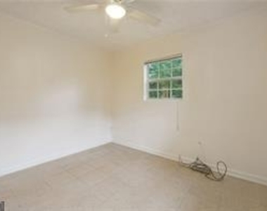 324 Brooks Avenue Sw - Photo Thumbnail 14