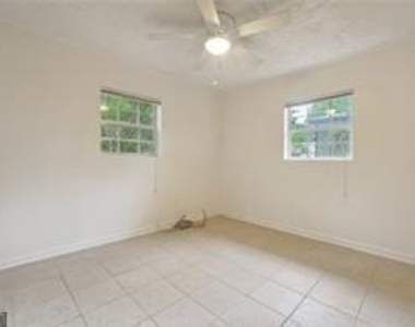 324 Brooks Avenue Sw - Photo Thumbnail 13