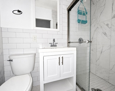 188 Claremont Avenue - Photo Thumbnail 9