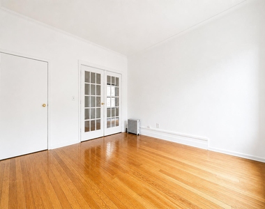 188 Claremont Avenue - Photo Thumbnail 8