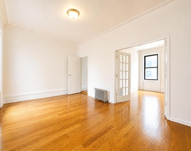 188 Claremont Avenue - Photo Thumbnail 5