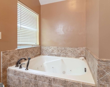 7377 Spoleto Loop - Photo Thumbnail 25