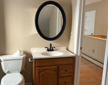 305 Penfield Pl - Photo Thumbnail 4