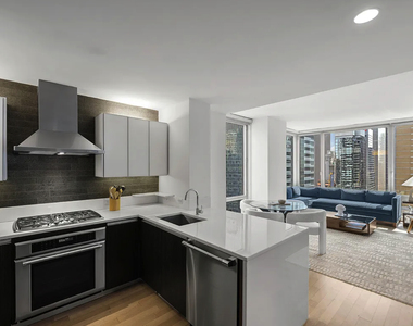 247 West 46th Street - Photo Thumbnail 1