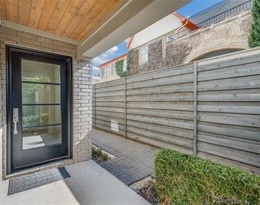 3205 Rosedale Avenue - Photo Thumbnail 1