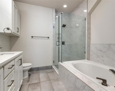 3205 Rosedale Avenue - Photo Thumbnail 10