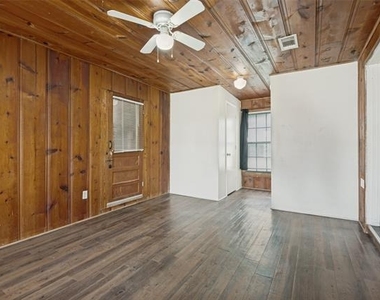 1106 Jackson Street - Photo Thumbnail 9