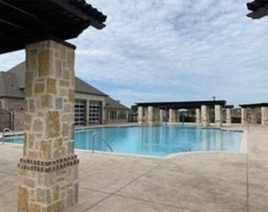 4307 Oak Bluff Road - Photo Thumbnail 25