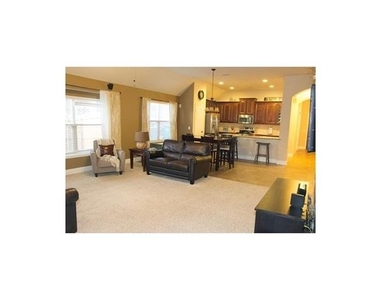 4307 Oak Bluff Road - Photo Thumbnail 10