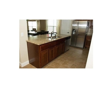 4307 Oak Bluff Road - Photo Thumbnail 8