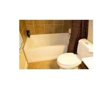 4307 Oak Bluff Road - Photo Thumbnail 17