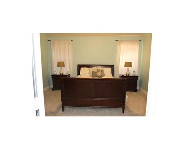 4307 Oak Bluff Road - Photo Thumbnail 12