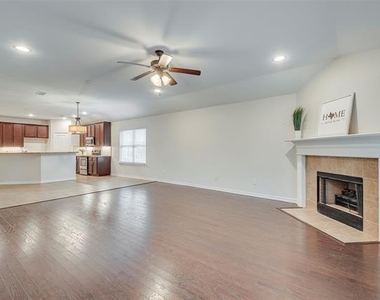 15036 Seventeen Lakes Boulevard - Photo Thumbnail 14